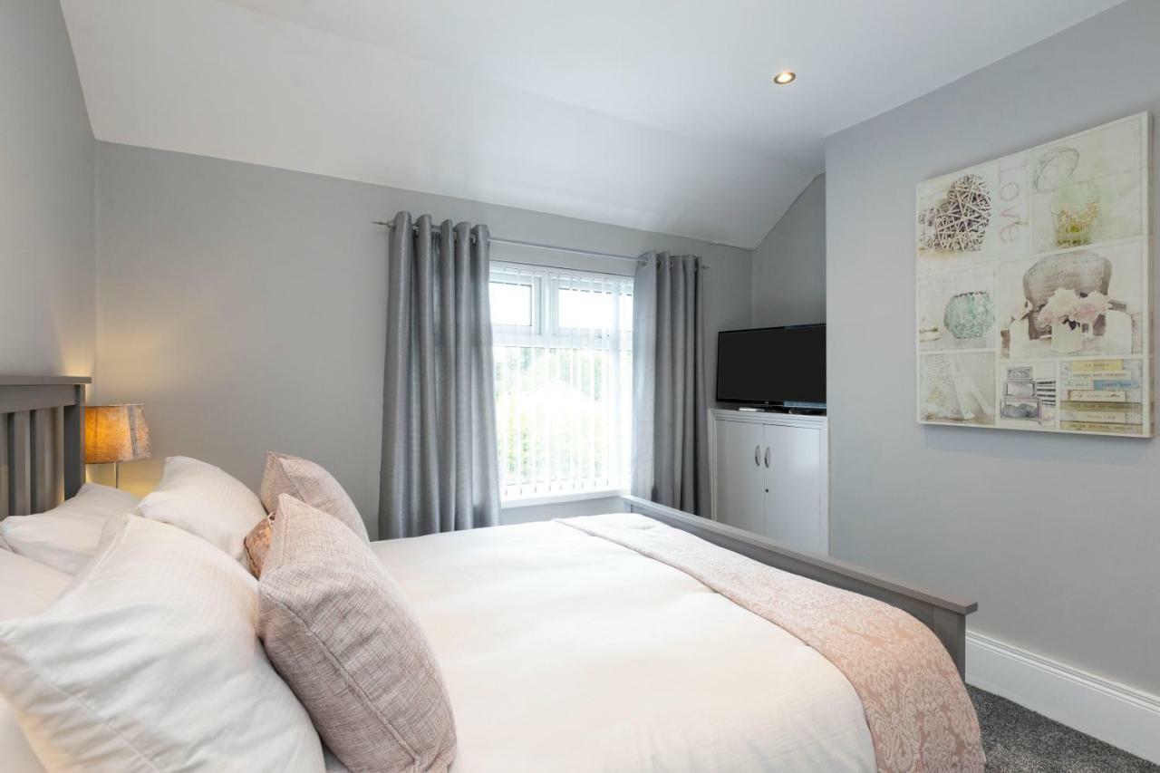 Chestnut House, Beautiful, Spacious & Comfortable Belfast Exteriör bild