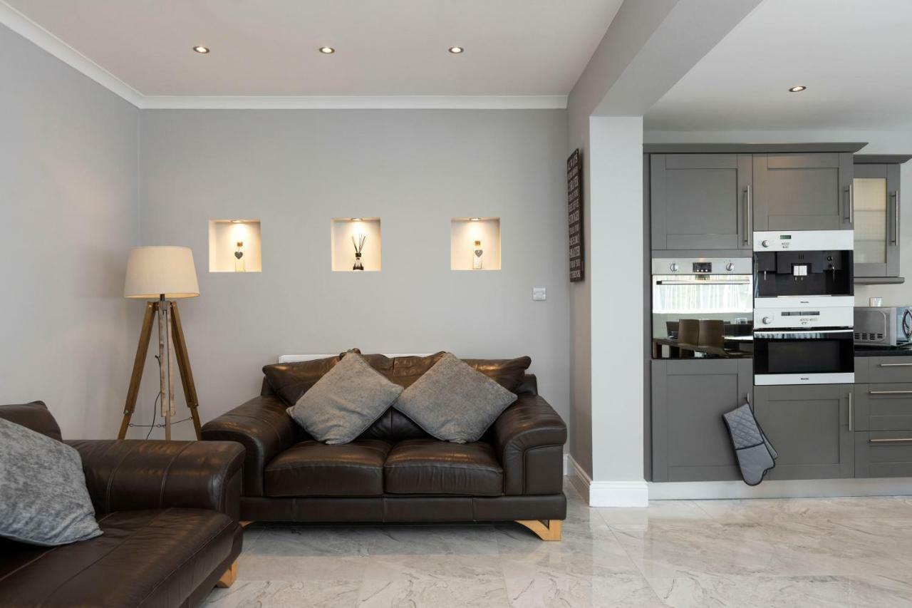 Chestnut House, Beautiful, Spacious & Comfortable Belfast Exteriör bild