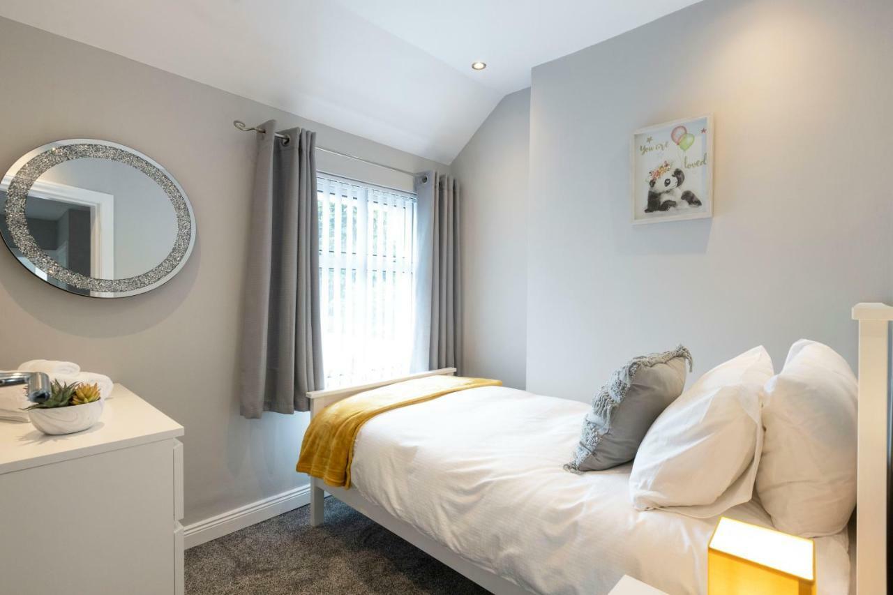 Chestnut House, Beautiful, Spacious & Comfortable Belfast Exteriör bild
